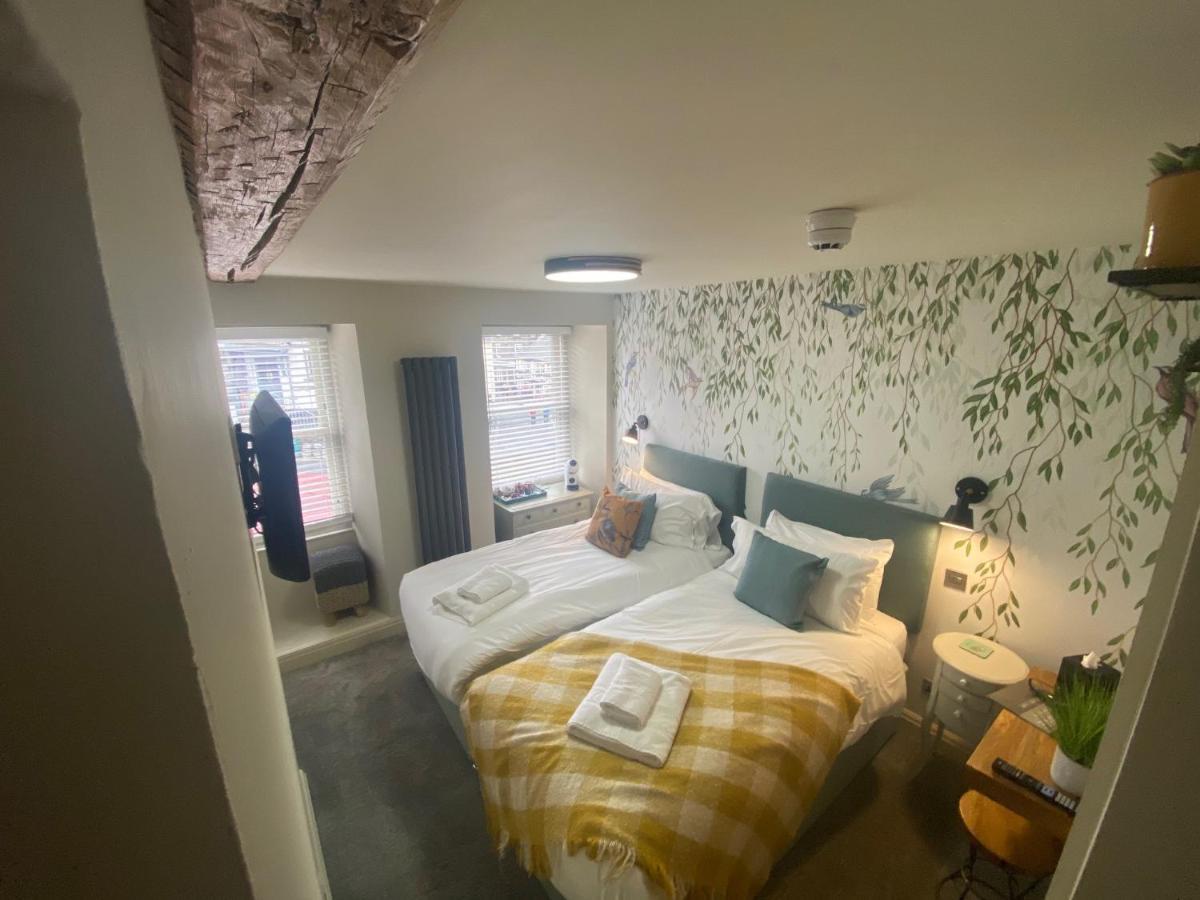 The Hive At Poppi-Red Bed & Breakfast Hawkshead Ngoại thất bức ảnh
